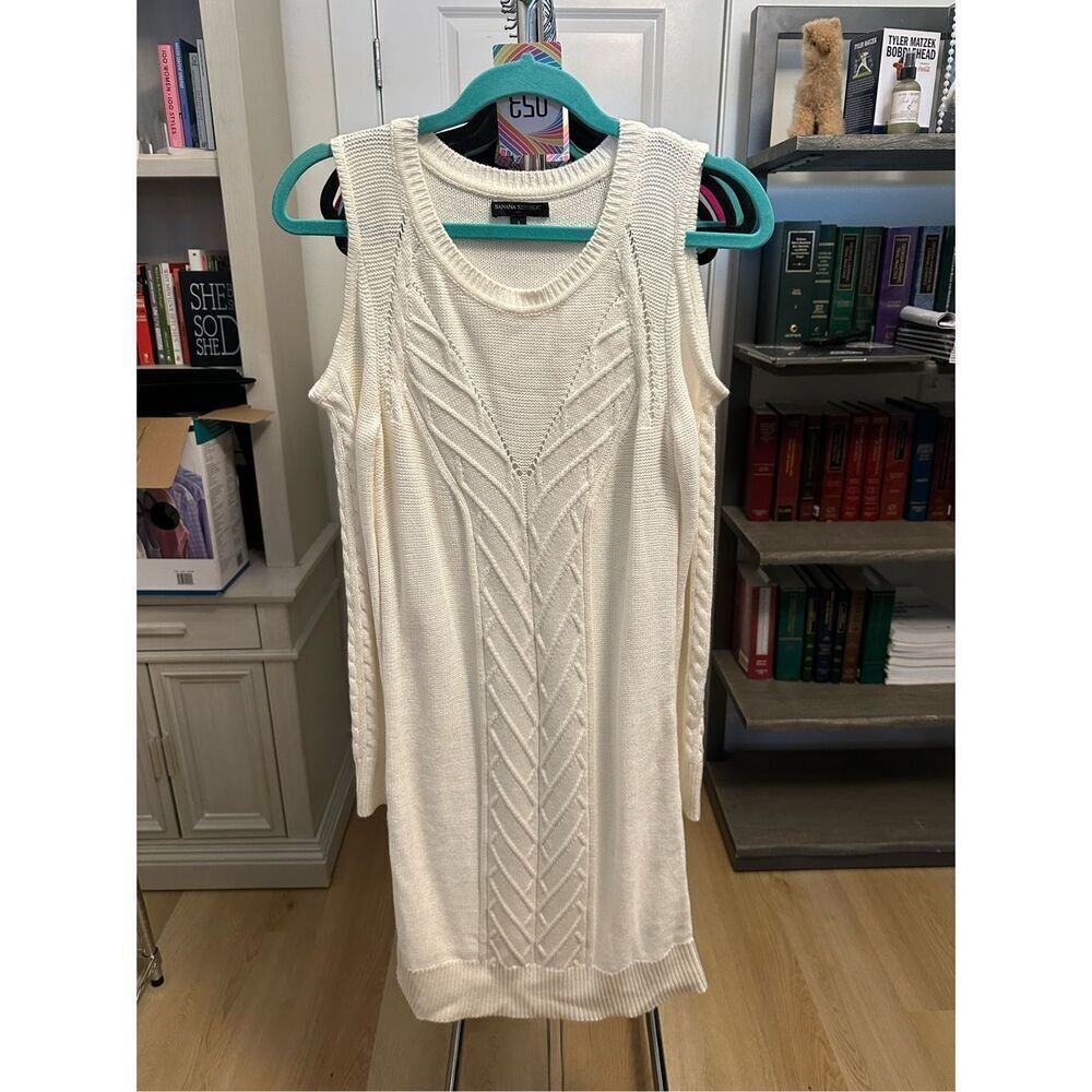 Banana Republic cold shoulder cable knit‎ sweater dress Women’s S White
